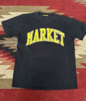 Market Arc Logo Graphic T-Shirt Black and Yellow